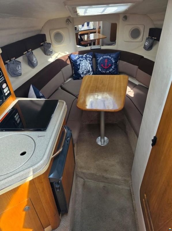 Sea Ray 255 Sundancer