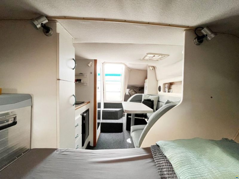 Rinker 280 Fiesta Vee