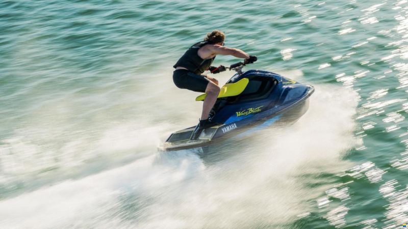 Yamaha WaveRunner WaveBlaster - 2027 Neuheit!