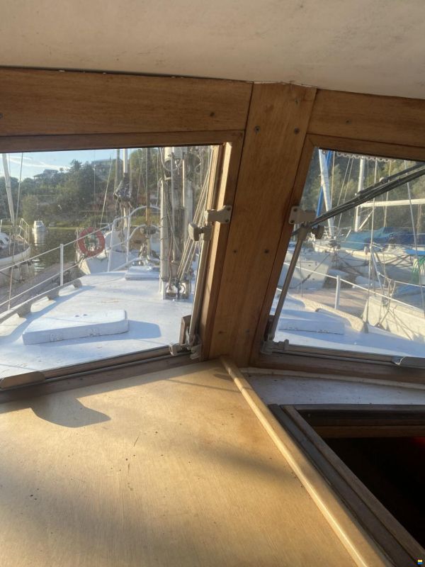Motorsailer