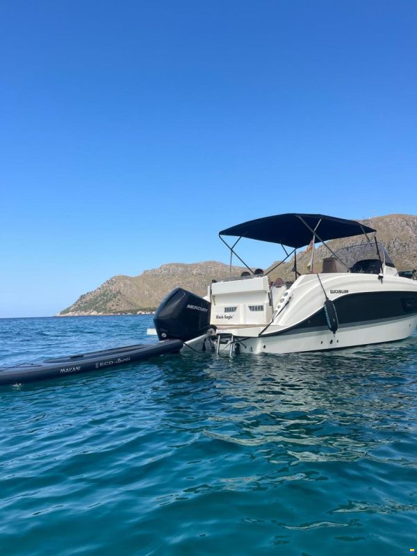 Quicksilver Activ Sundeck 805