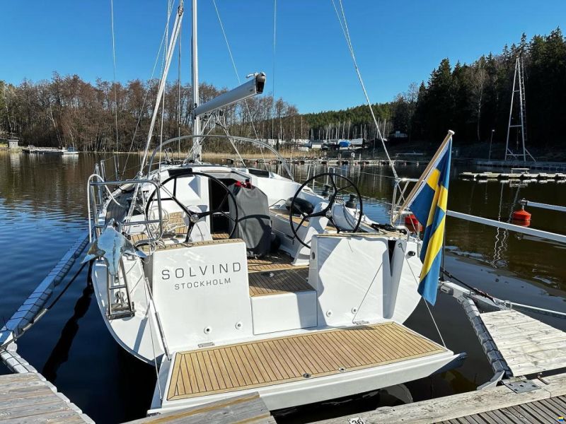 Hanse 348