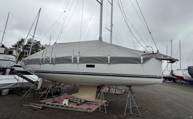 Hanse 348