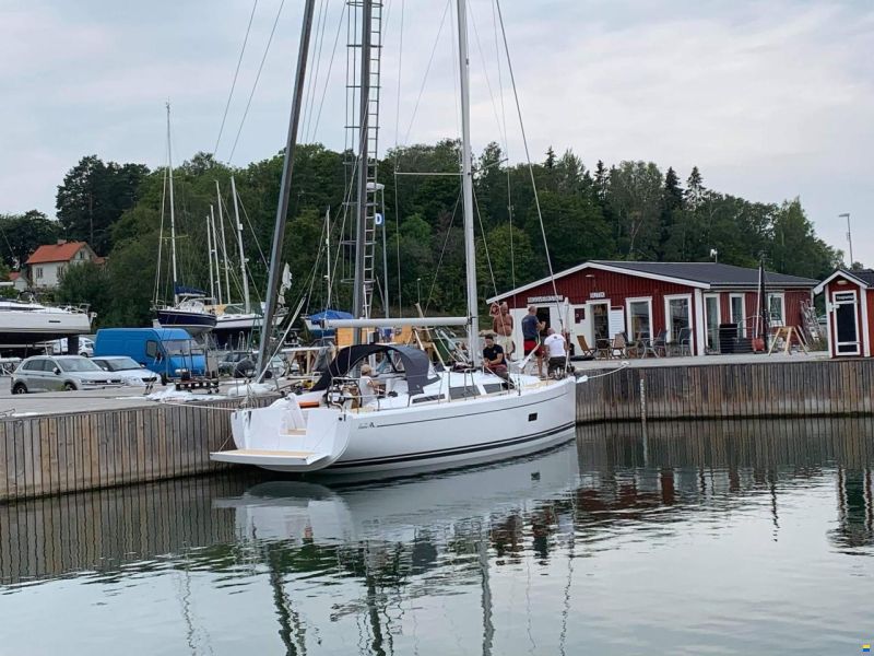 Hanse 348