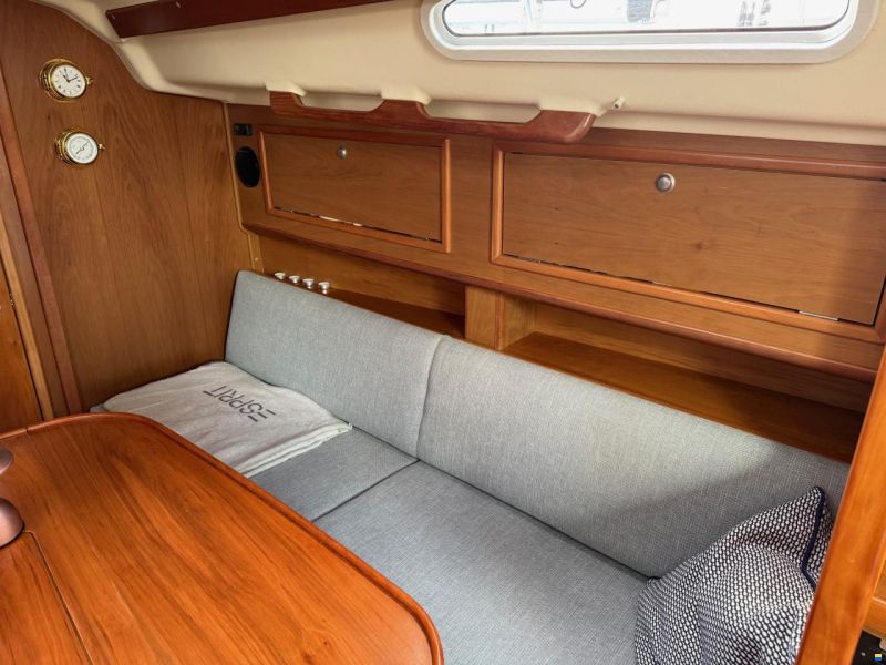 Dehler 35 Cruising