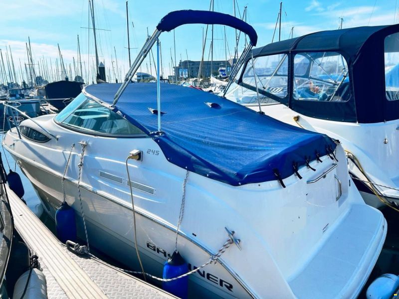 Bayliner 245 SB Cruiser