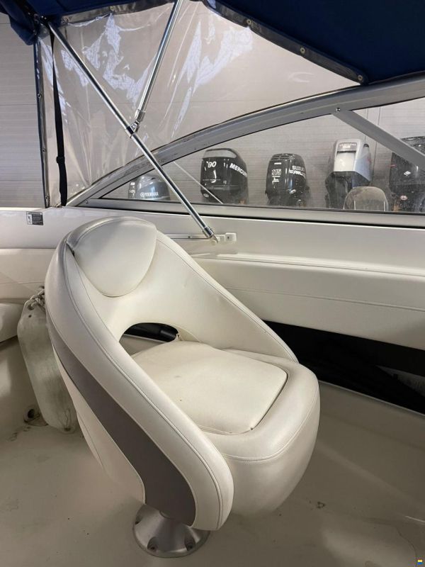 Bayliner 652