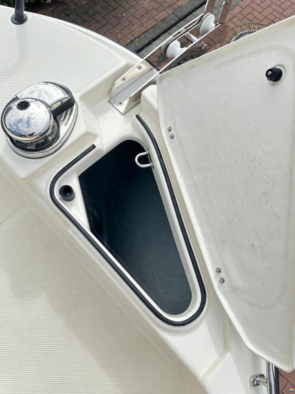 Quicksilver 675 Pilothouse Explorer