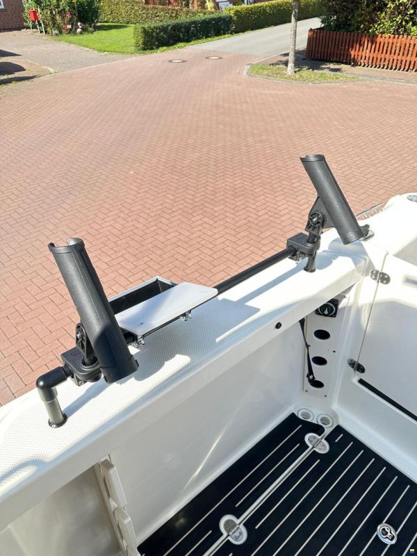 Quicksilver 675 Pilothouse Explorer