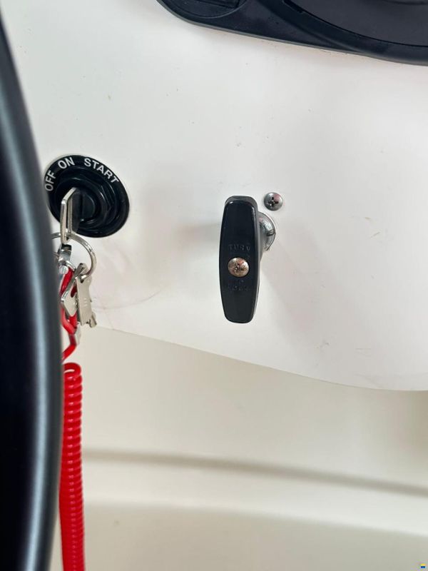 Quicksilver 675 Pilothouse Explorer