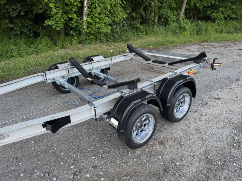 MacGregor 26M