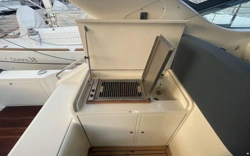 Uniesse 42 Open
