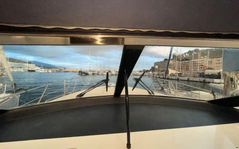 Uniesse 42 Open
