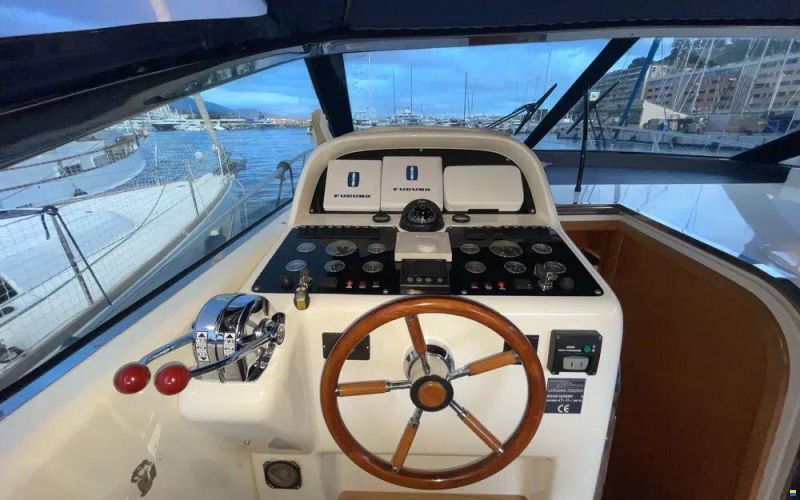 Uniesse 42 Open