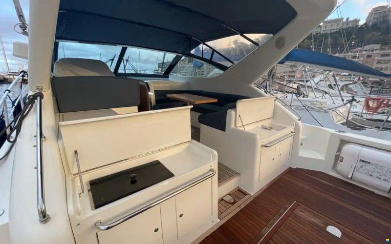 Uniesse 42 Open