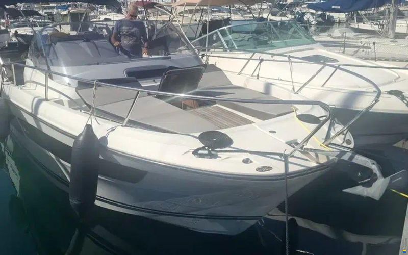 Jeanneau Cap Camarat 9.0 WA