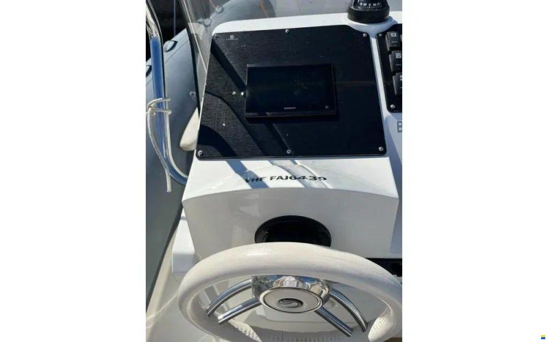 Capelli Tempest 775