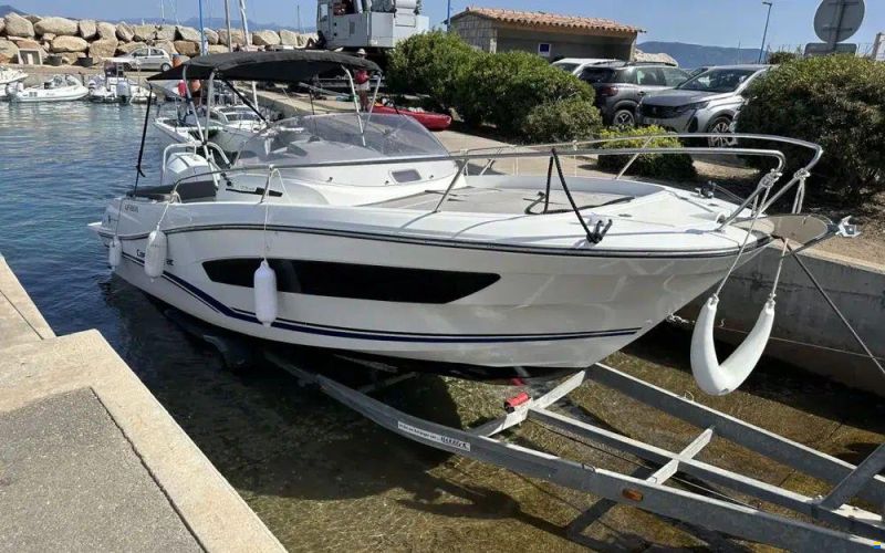 Jeanneau Cap Camarat 7.5 WA