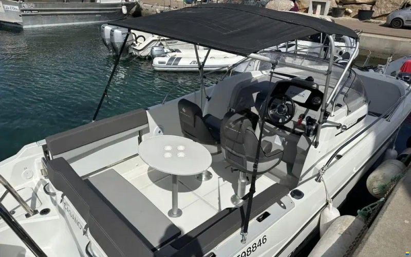 Jeanneau Cap Camarat 7.5 WA