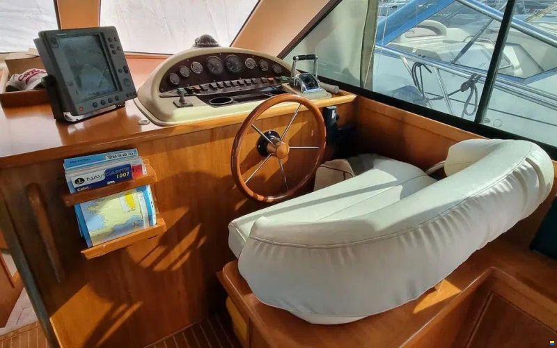 Riviera 40
