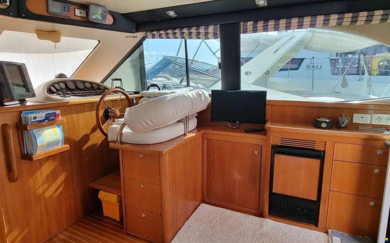 Riviera 40
