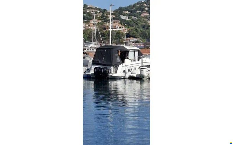 Jeanneau Merry Fisher 895