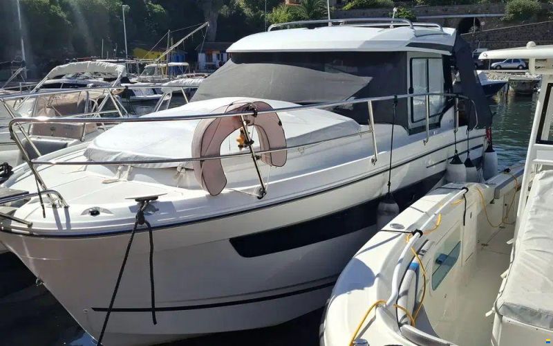 Jeanneau Merry Fisher 895