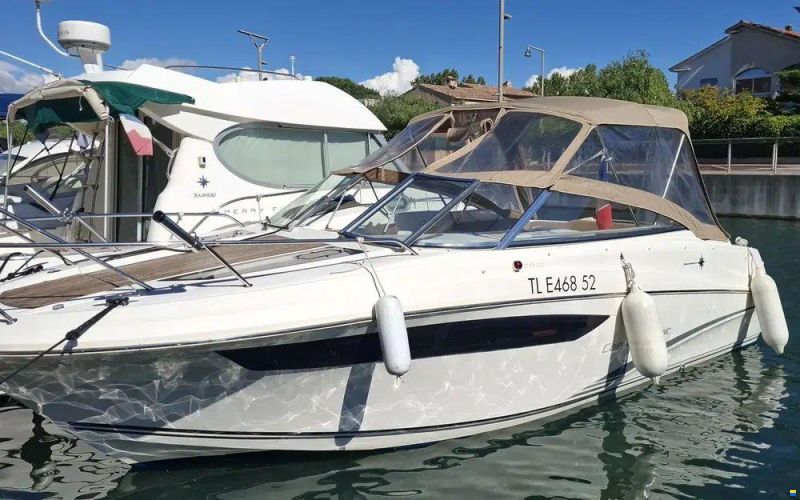 Jeanneau Cap Camarat 7.5 DC