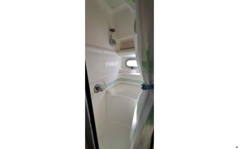 Sealine 360