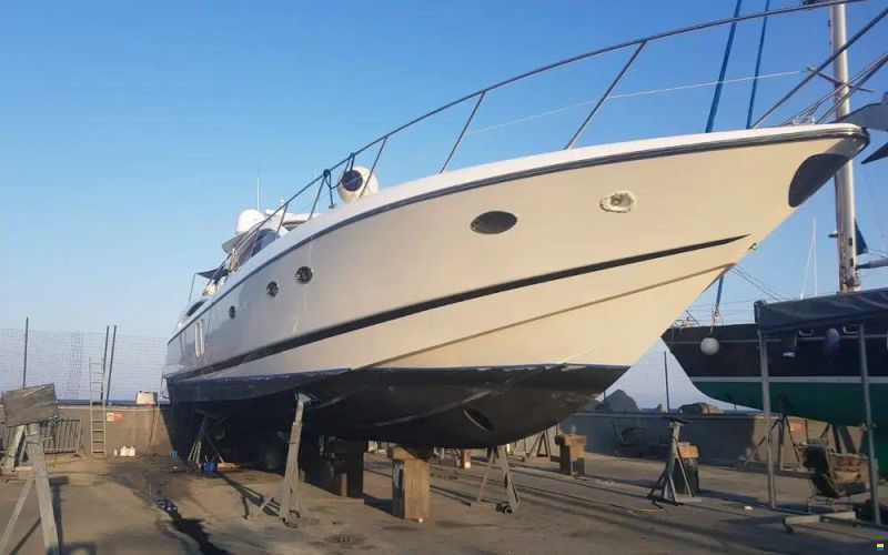 Sunseeker Predator 61