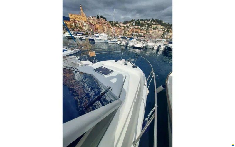 Beneteau Antares 760