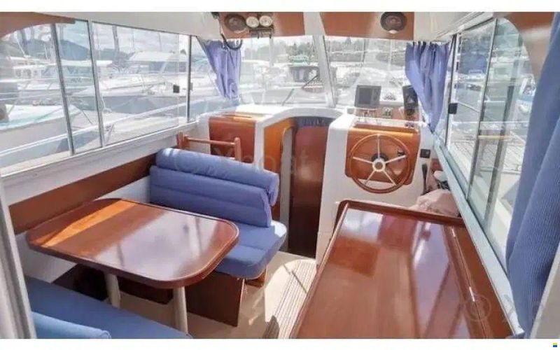 Beneteau Antares 760