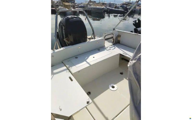 Jeanneau Cap Camarat 7.5 CC