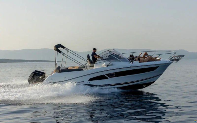 Jeanneau Cap Camarat 9.0 WA