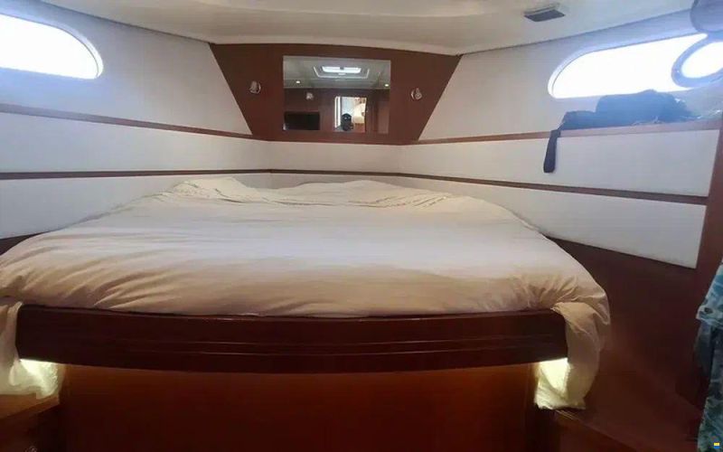 Beneteau Swift Trawler 44