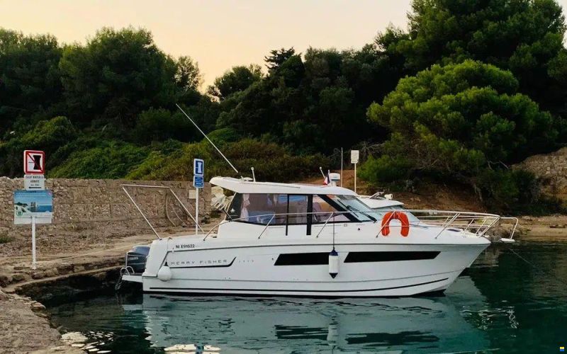 Jeanneau Merry Fisher 855