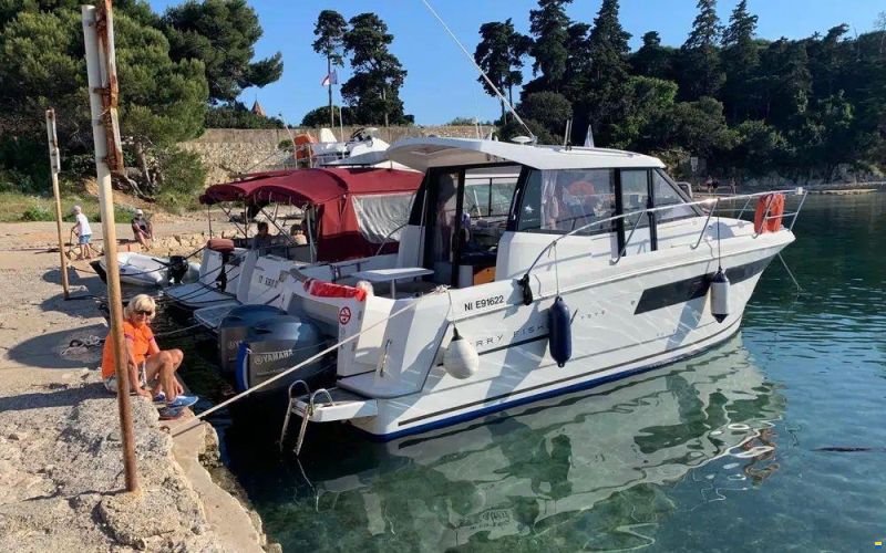 Jeanneau Merry Fisher 855