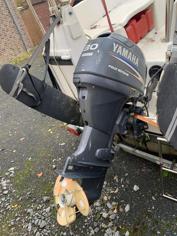 MacGregor 26M