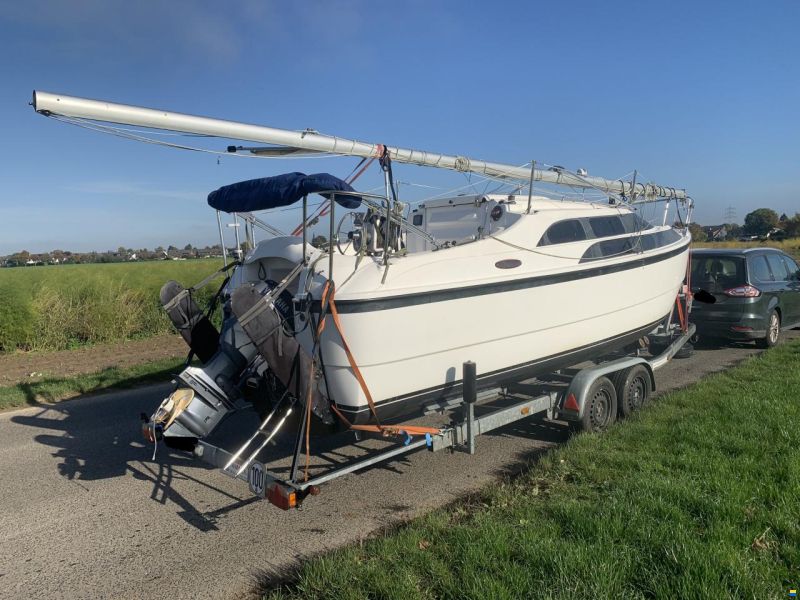MacGregor 26M
