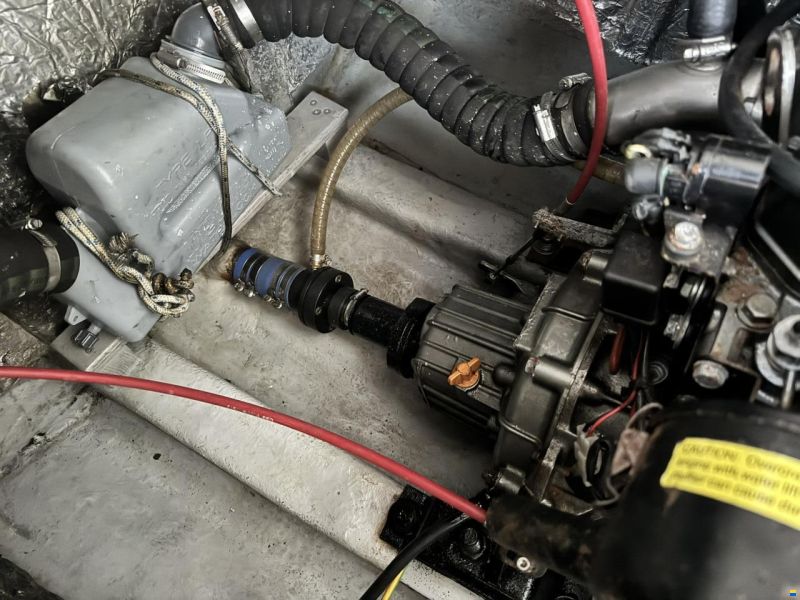 Saronic 880V Cruiser