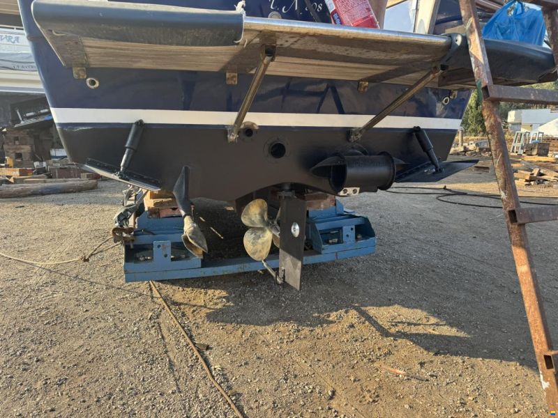 Saronic 880V Cruiser