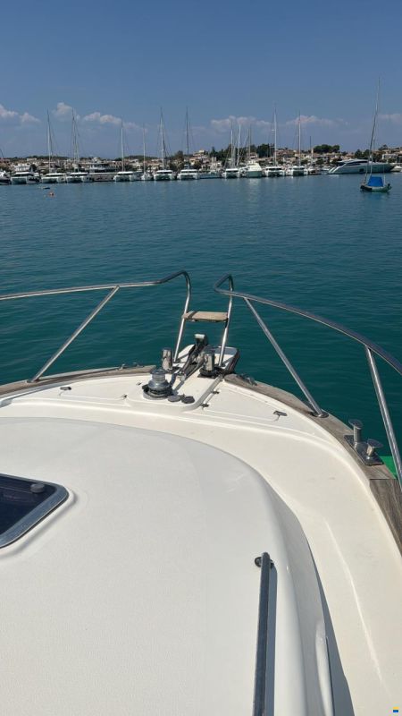 Saronic 880V Cruiser