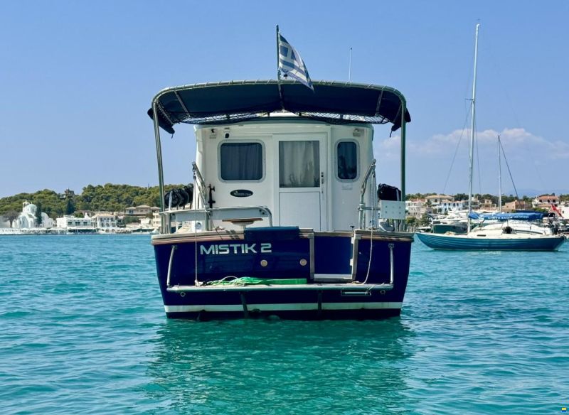 Saronic 880V Cruiser