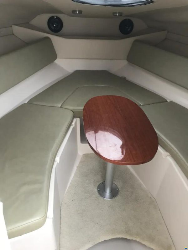Regal 2650 LCS