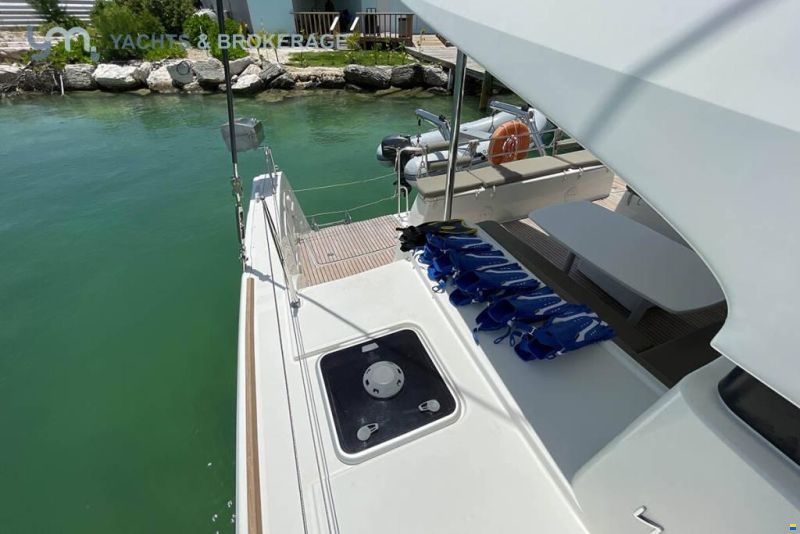 Lagoon 40