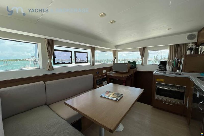 Lagoon 40