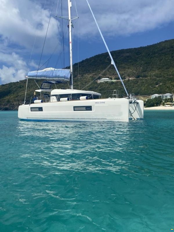 Lagoon 40