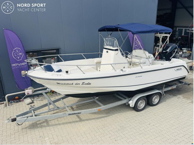 Boston Whaler 21 Outrage