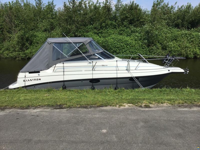 Glastron GS 249