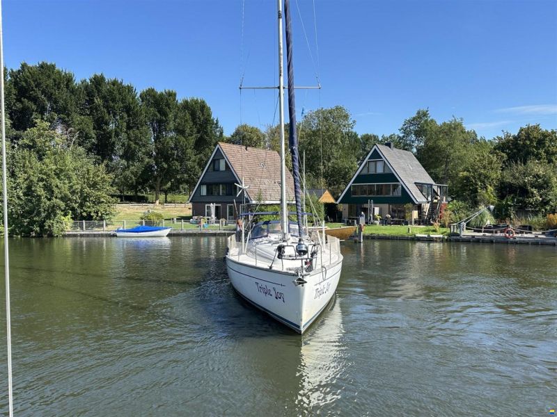 Bavaria 49